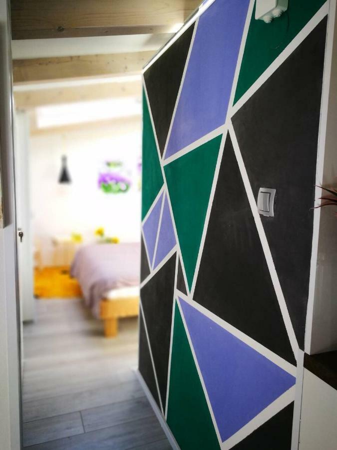 Cres Art Studio Kuning Apartment Kültér fotó