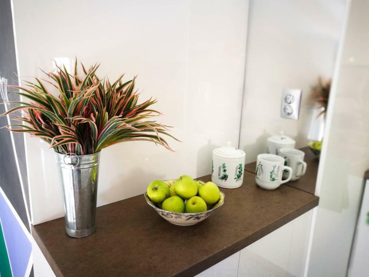 Cres Art Studio Kuning Apartment Kültér fotó